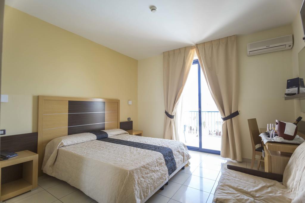 Ticho'S Greenblu Hotel Castellaneta Marina Zewnętrze zdjęcie